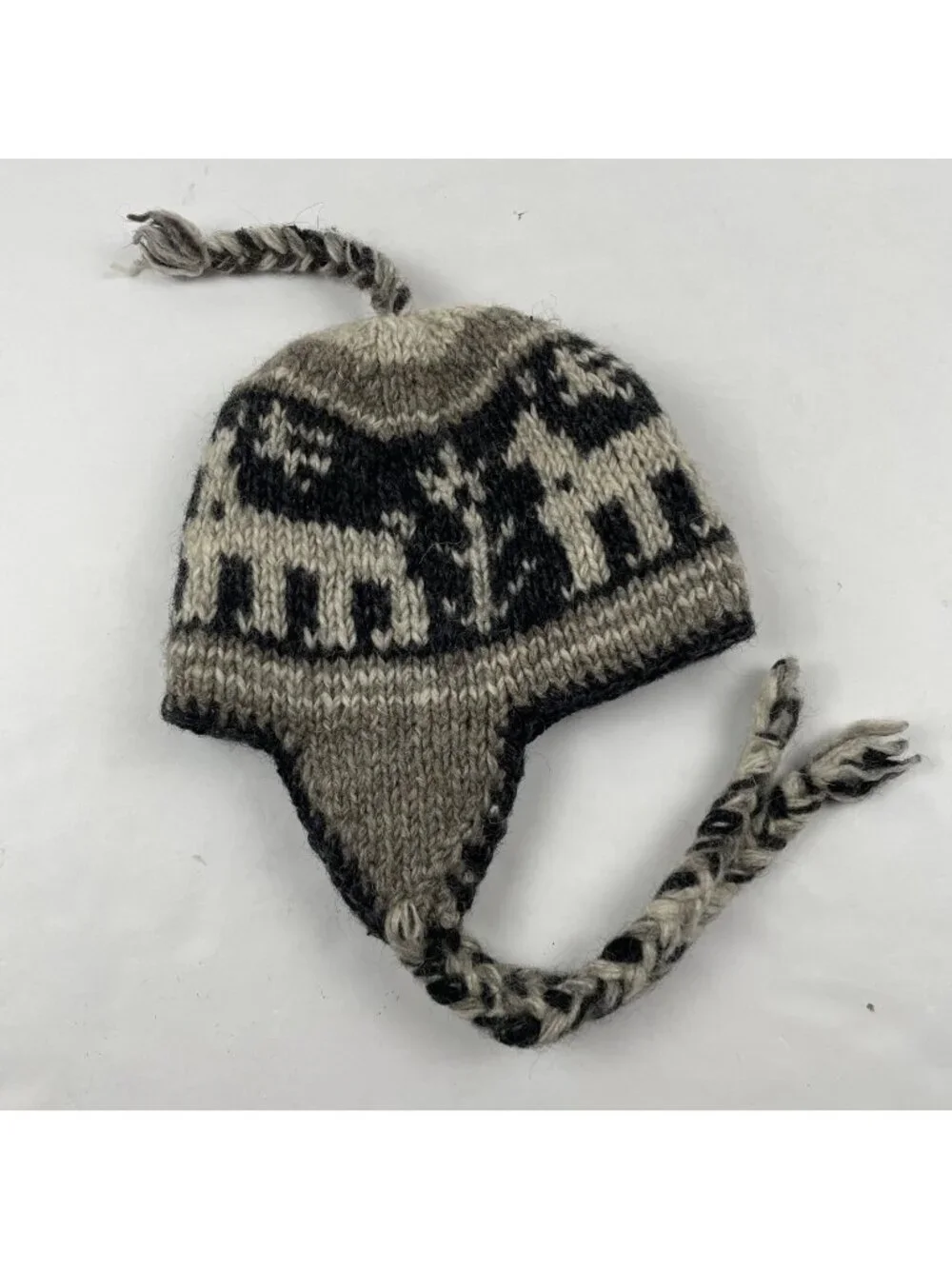 Handmade 100% Wool Beanie Chullo Kids OS Made in Nepal Knit Tassels Ear Flaps